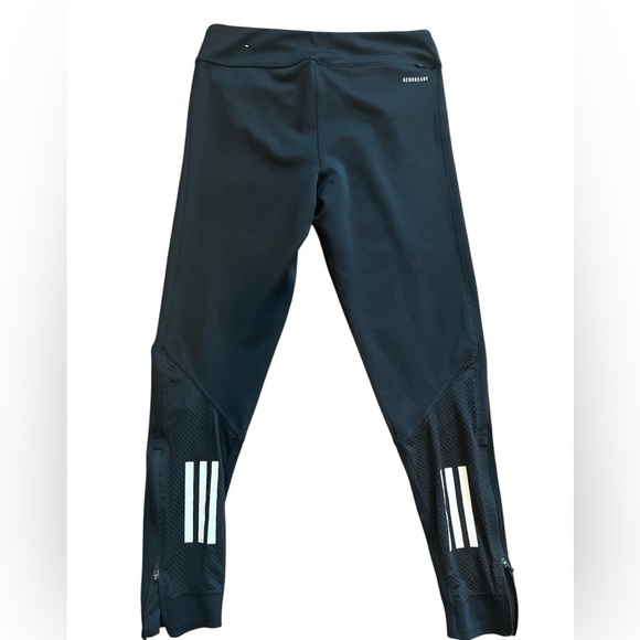 Adidas Black Leggings Moisture-Wicking Athletic Wear - Picture 3 of 4
